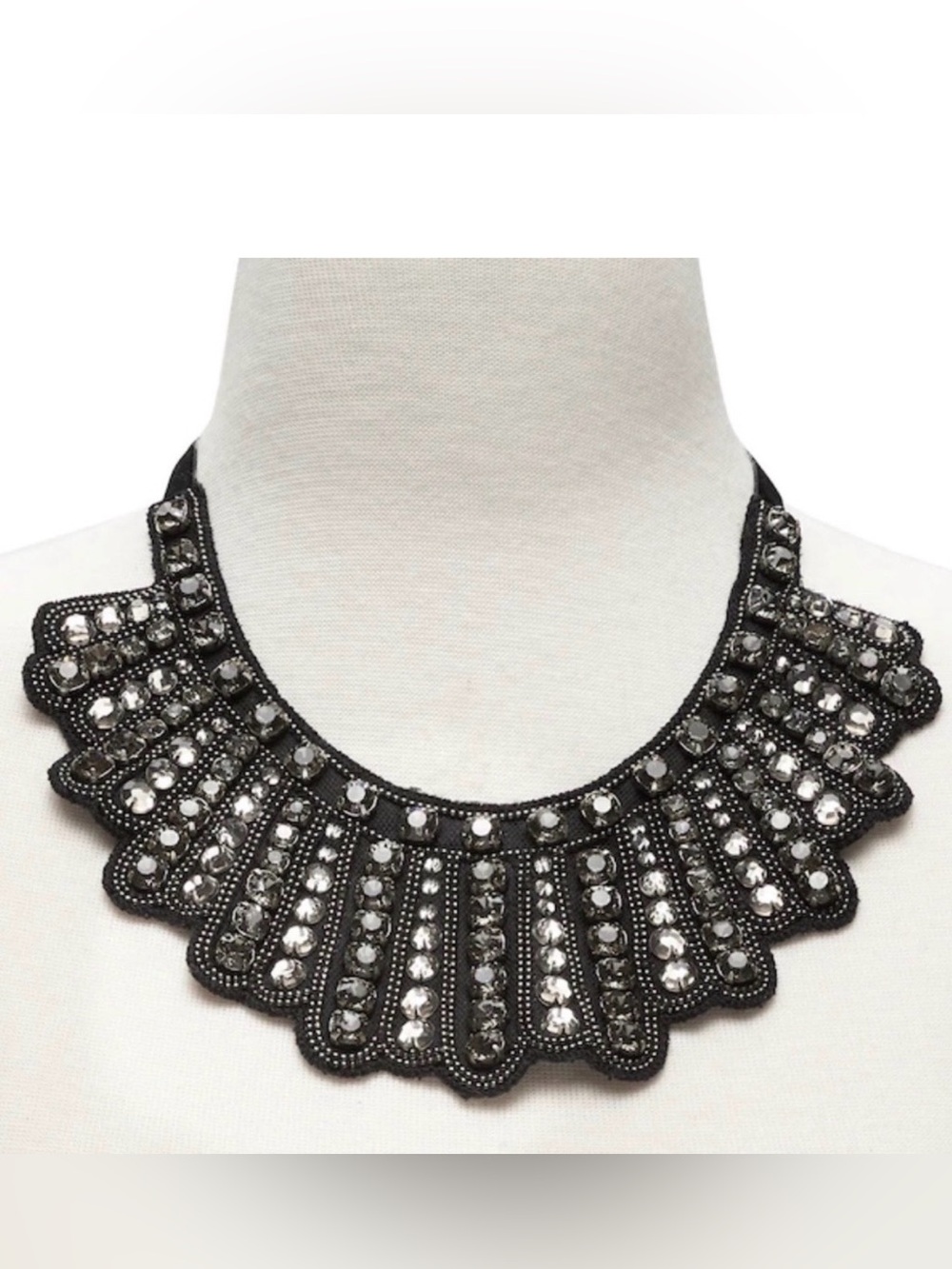 NWOT Banana Republic Black Crystal Statement Collar Necklace